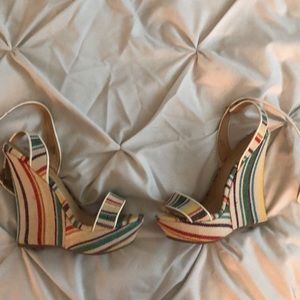 Super cute wedges!